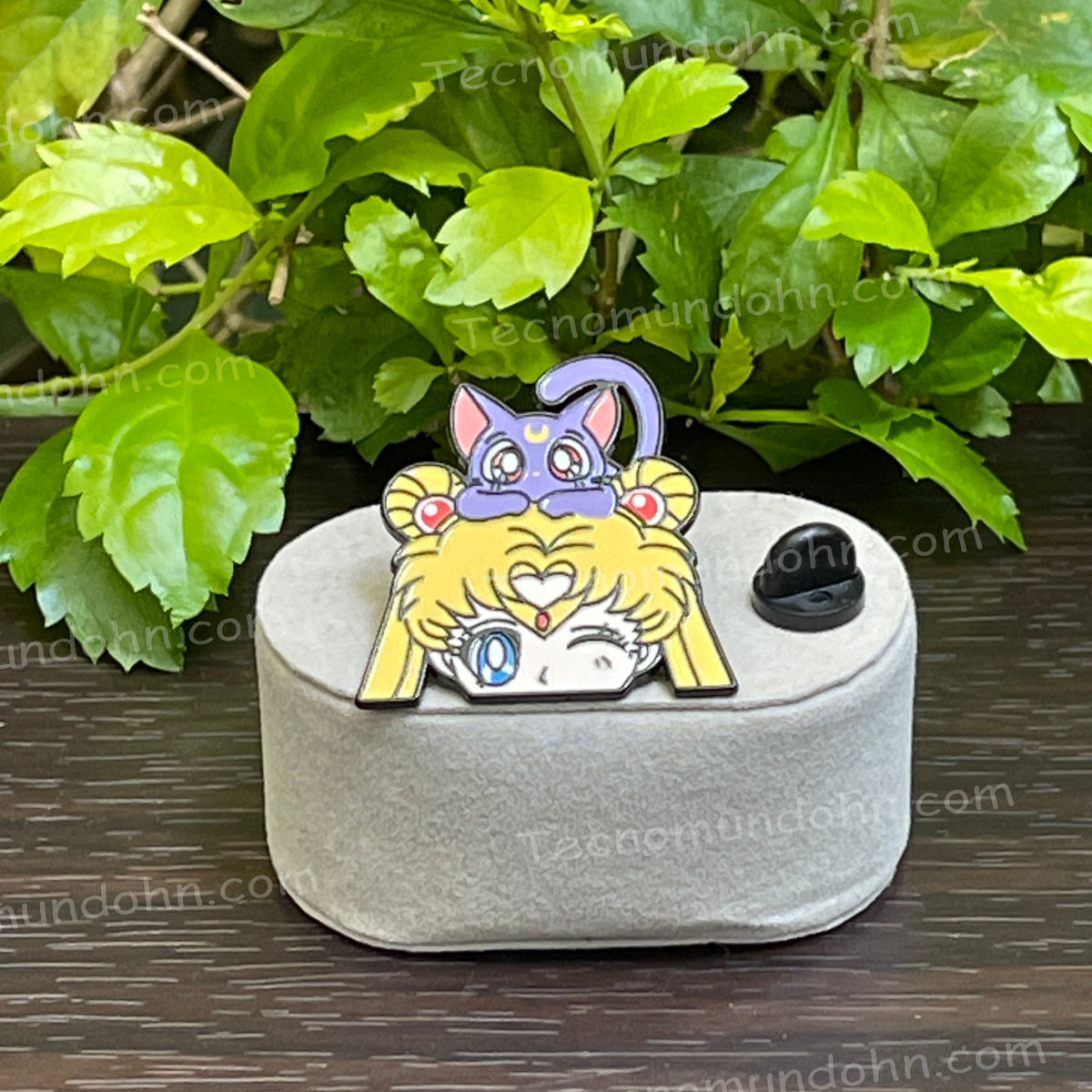 Broche Sailor Moon 02