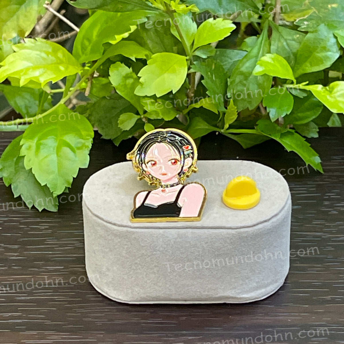 Broche Nana Osaki
