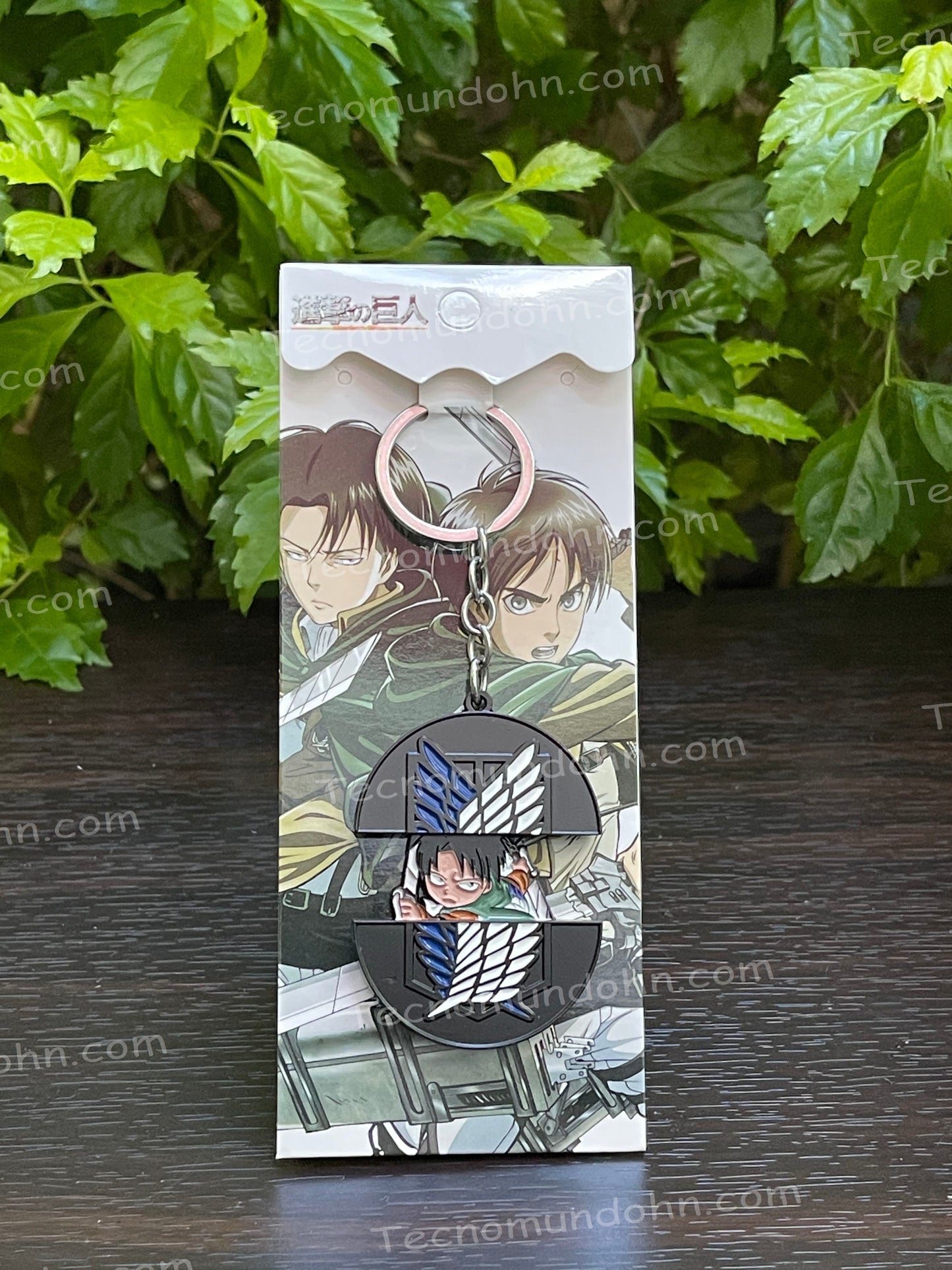 Llavero De Metal Estirable Attack On Titan C