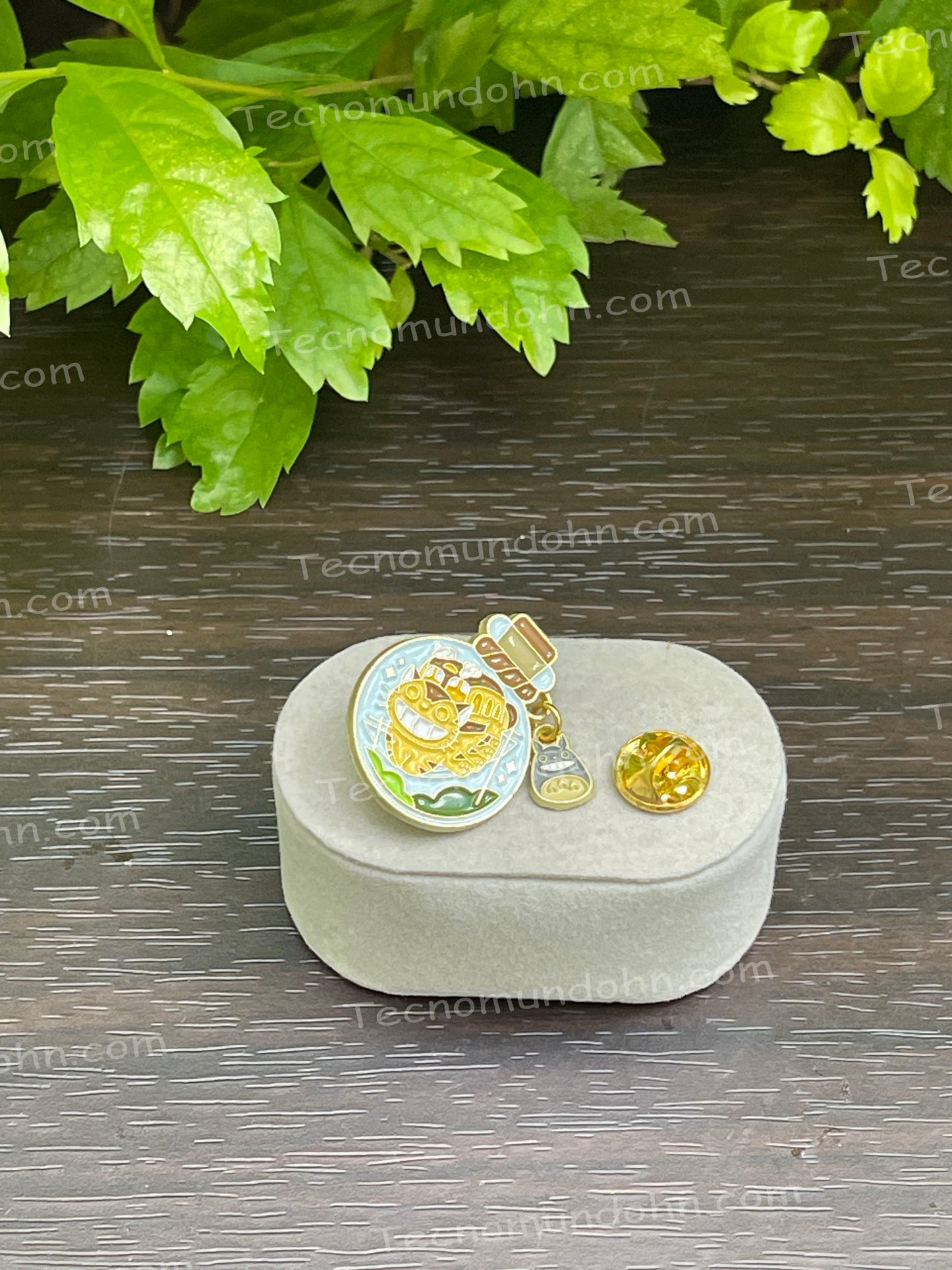 Pin My Neighbor Totoro 4 | Studio Ghibli