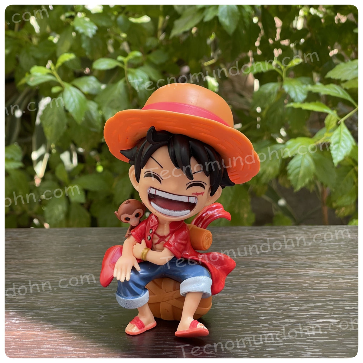 Figura Chibi Luffy Sentado 11Cm | One Piece