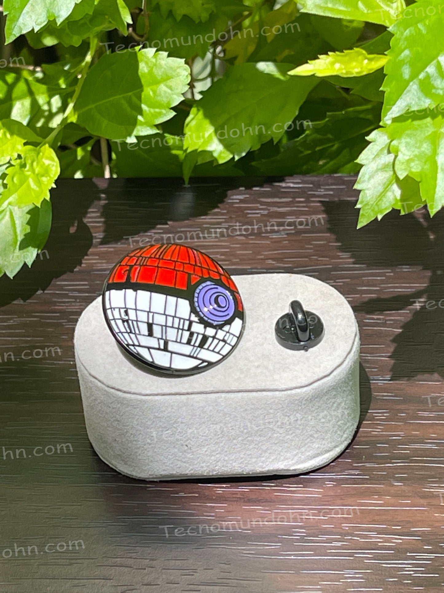 Broche Fusion Pokebola Y Estrella De La Muerte De Star Wars