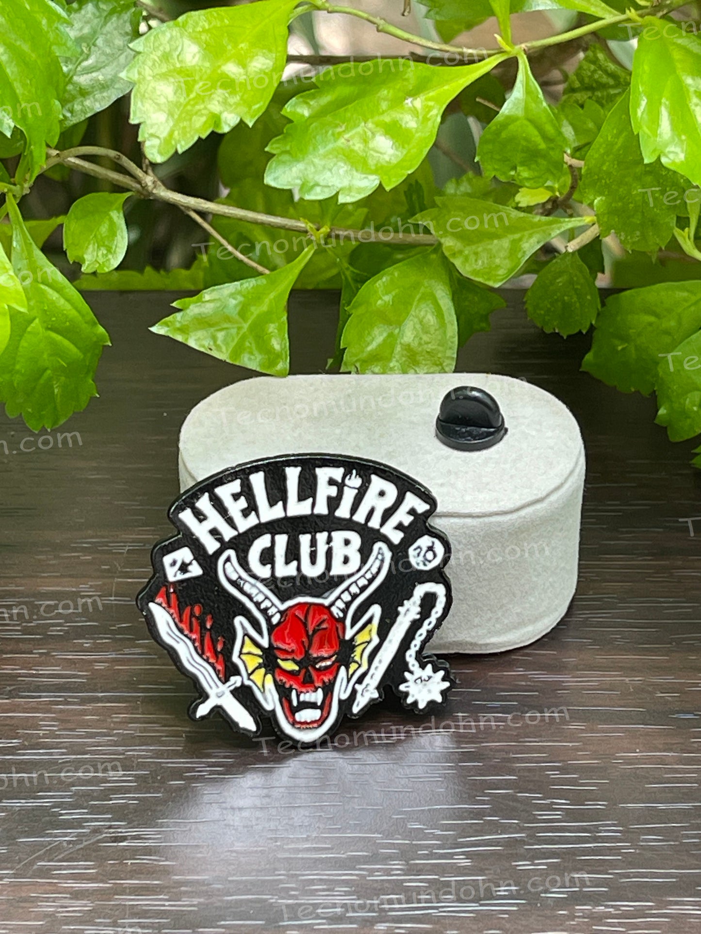 Broche Hellfire Club Dungeons & Dragons| Stranger Things