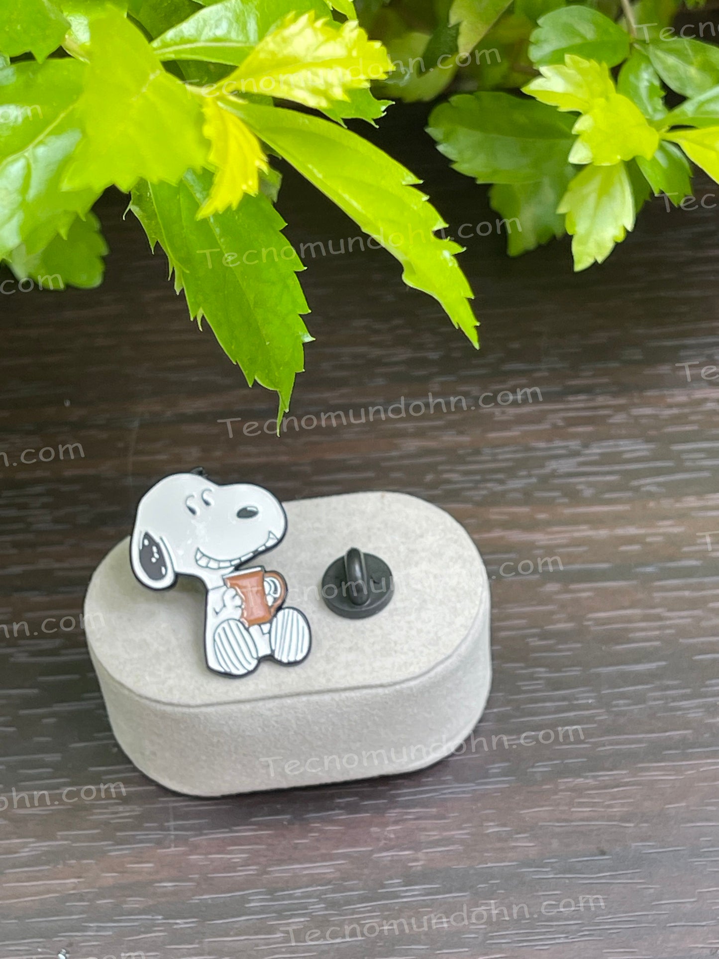 Broche Snoopy 02