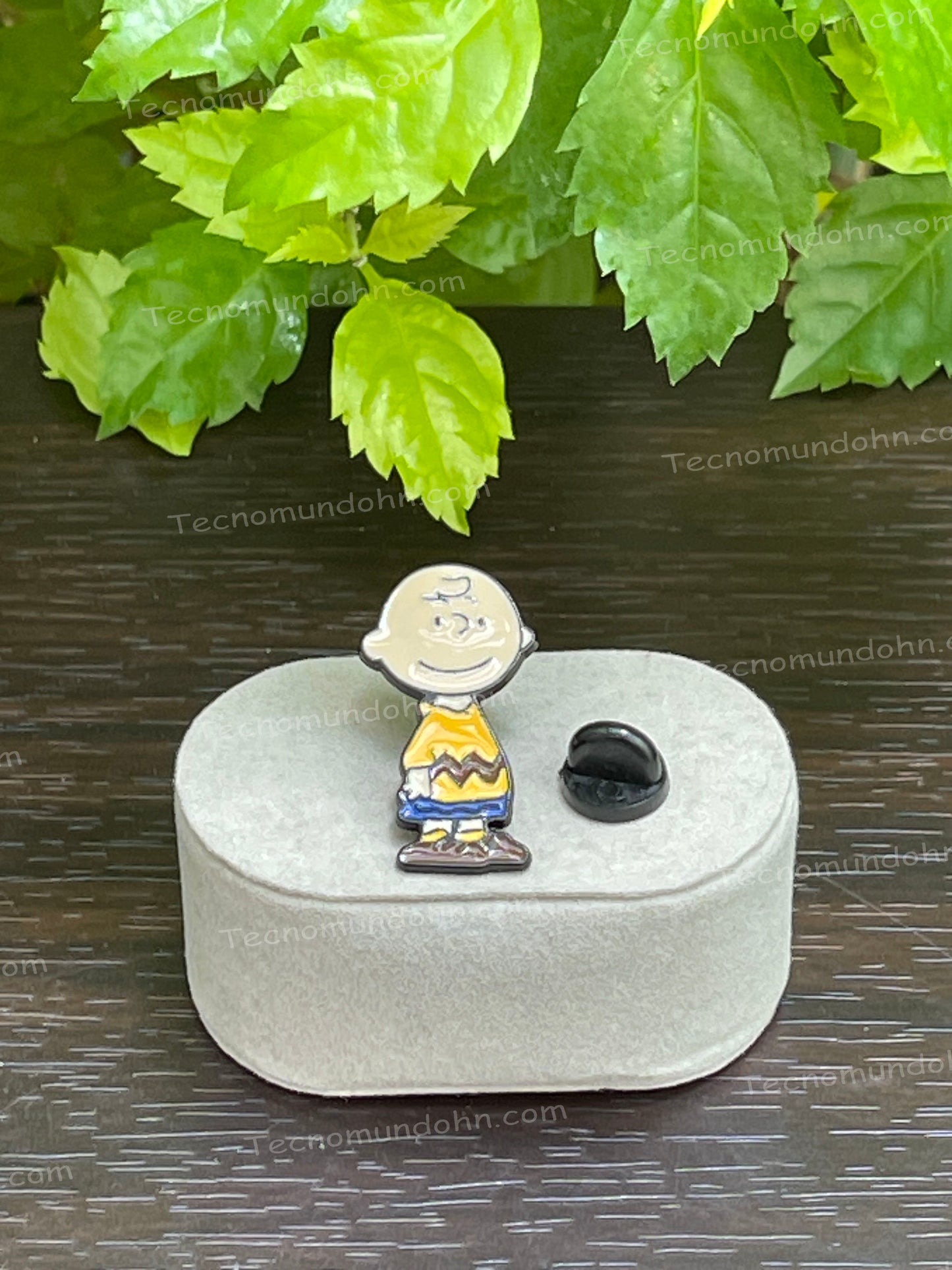 Broche Charlie Brown