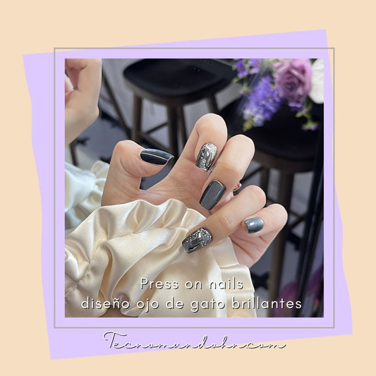 Press On Nails 
Diseño Ojo De Gato Brillantes