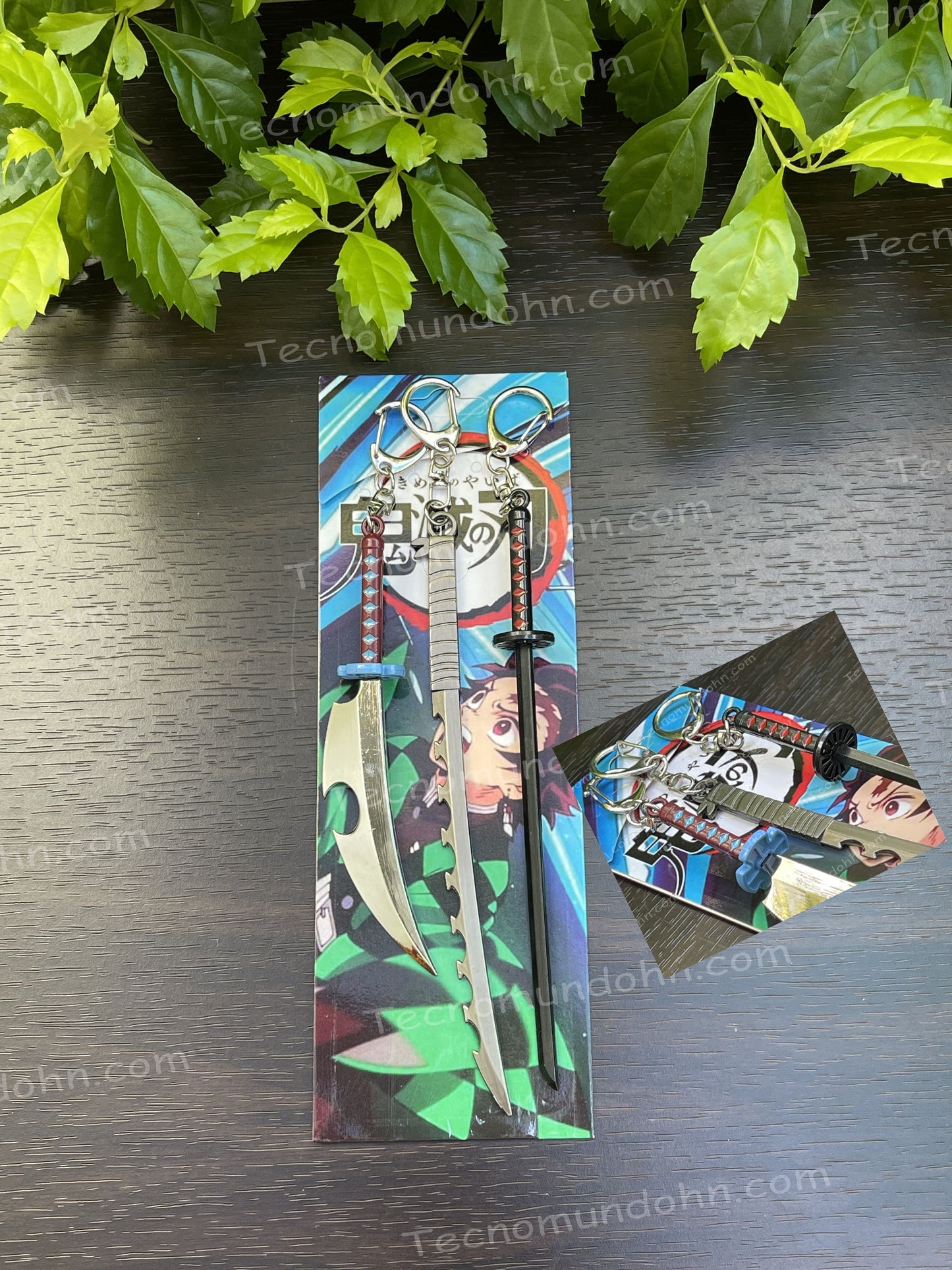 Set De 3 Llaveros De Demon Slayer (A)