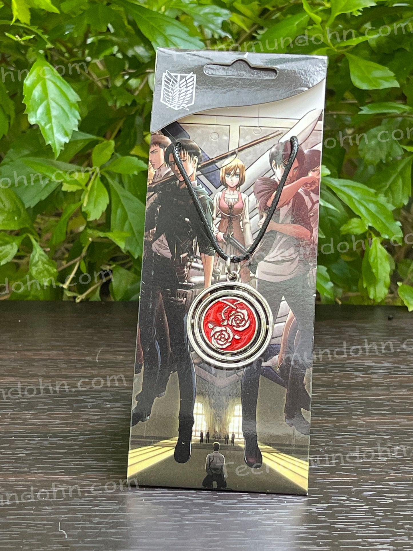 Collar Giratorio Attack On Titan