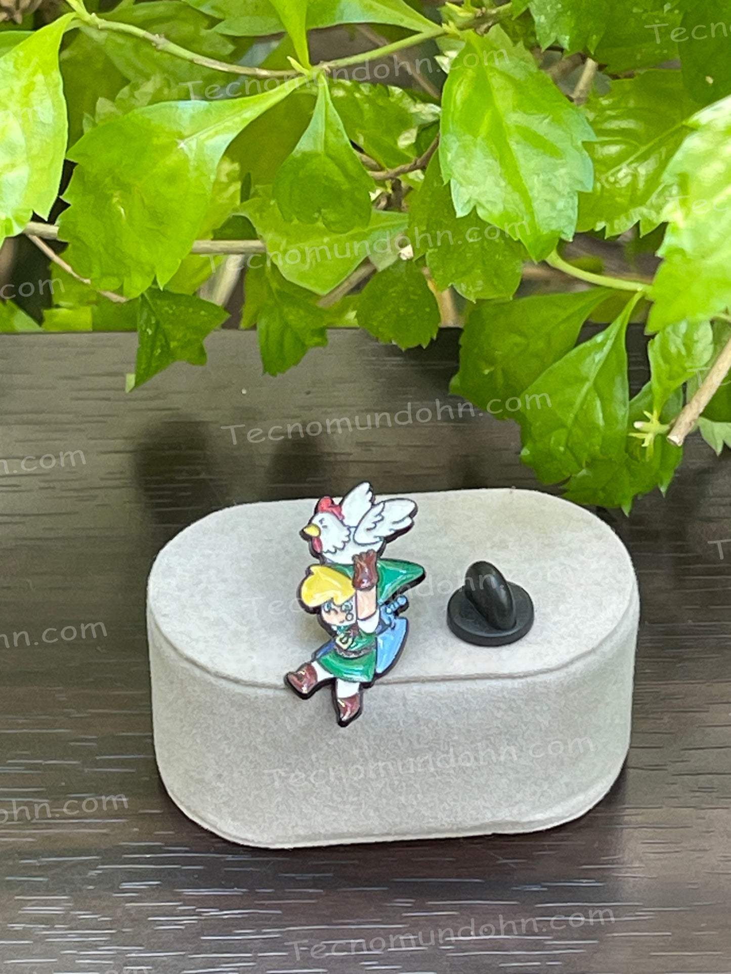 Broche Link Con Un Pollo | The Legend Of Zelda: The Minish Cap
