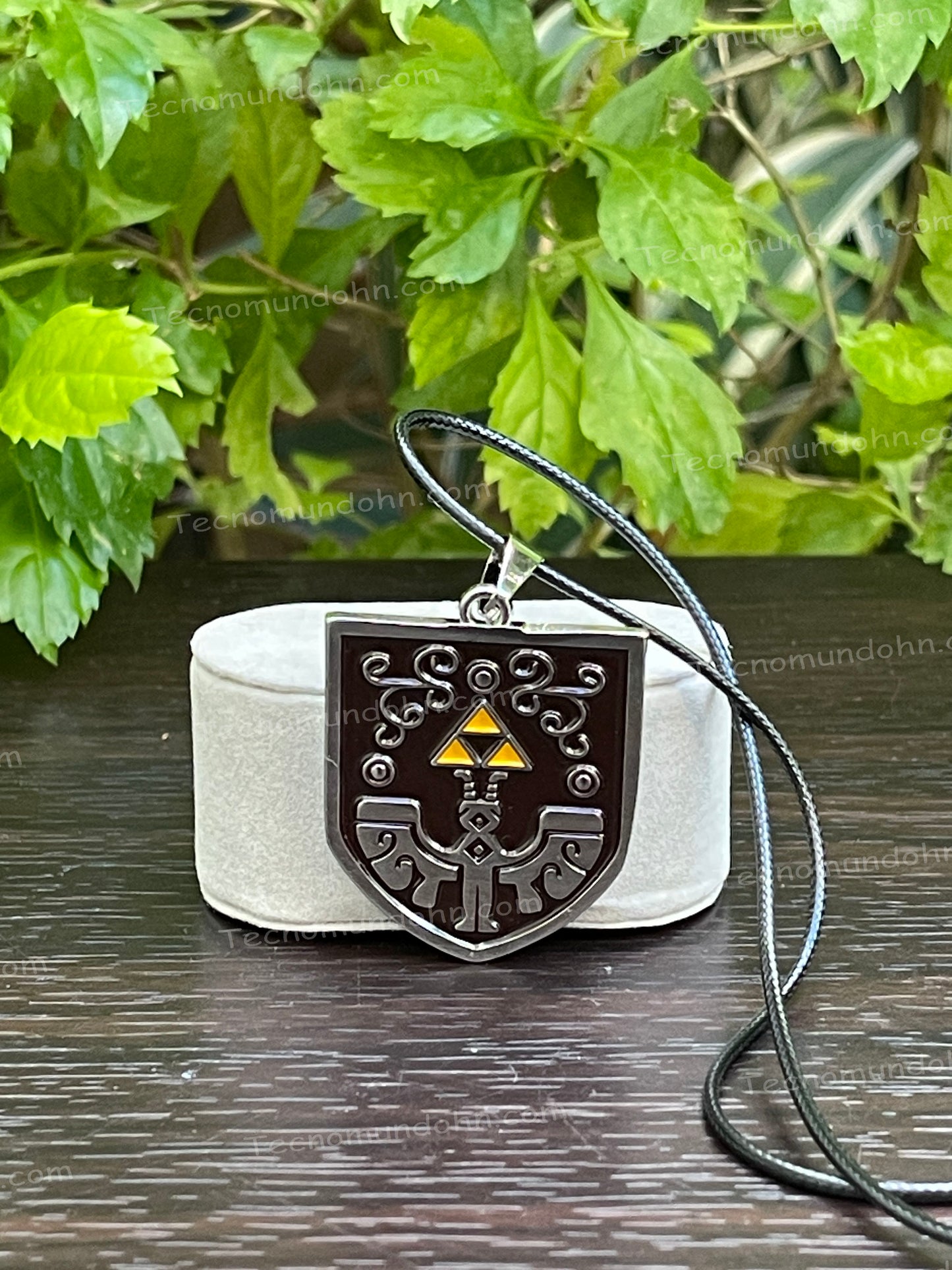 Collar Escudo The Legend of Zelda: The Wind Waker